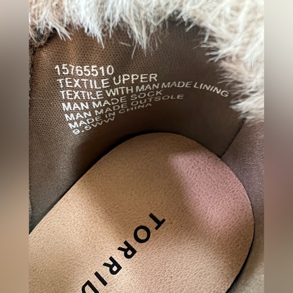 TORRID Fur Trim Sneaker Wedge (WW). Taupe color - Picture 9 of 10
